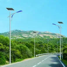 Outdoor Waterproof High Efficiency Energy Saving Waterproof IP65 LED Solar Street Light with Panel and Lithium Battery