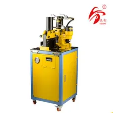 Three-in-One Hydraulic Angle Iron Cutting Machine (YD-301)