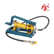 700 Bar European Design Hydraulic Foot Pump (CFP-800-1)