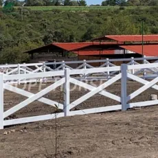 High Quality Cheap 2rails to 4 Rails Horse Fence with Strong Posts