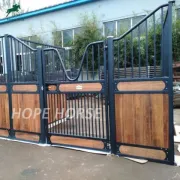 China Portable Outdoor Stall Boxes Fronts Doors Sale Barn Horse Stable Panels